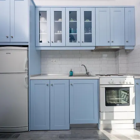 Argyri's Sea View * לימנאס