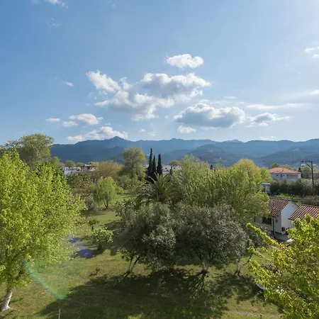 Argyri's Sea View לימנאס